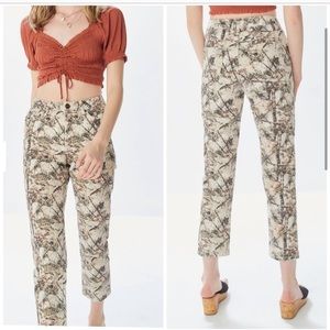 Urban Outfitters BDG Slim Straight Leg Camouflage Jean 25 Button Flye High Waist